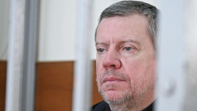 Суд приговорил к десяти годам экс-замглавы сто…