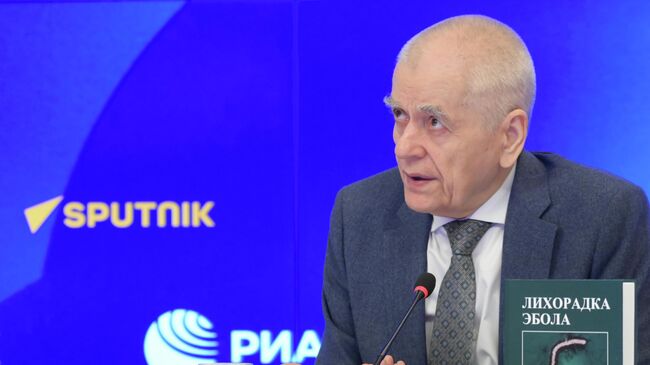 Онищенко назвал главные симптомы лихорадки Эбо…