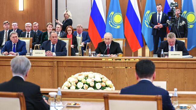 Россия помогает Казахстану в строительстве рус…